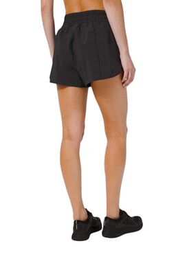 Lululemon Women’s Track That High-Rise Short 3" Lined in Black Size 8